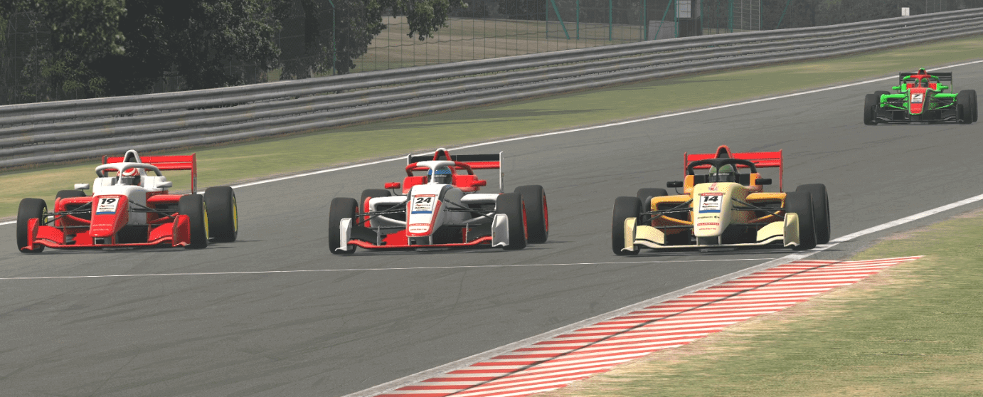 F3 Race Spa 3 Wide Les Comes